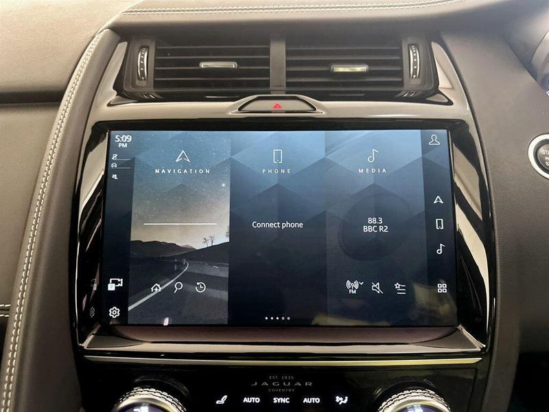 Used Jaguar E-Pace 2021 for sale - 76653515: Photo 22