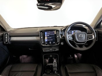 Used Volvo XC40 2021 for sale - 76603474: Photo