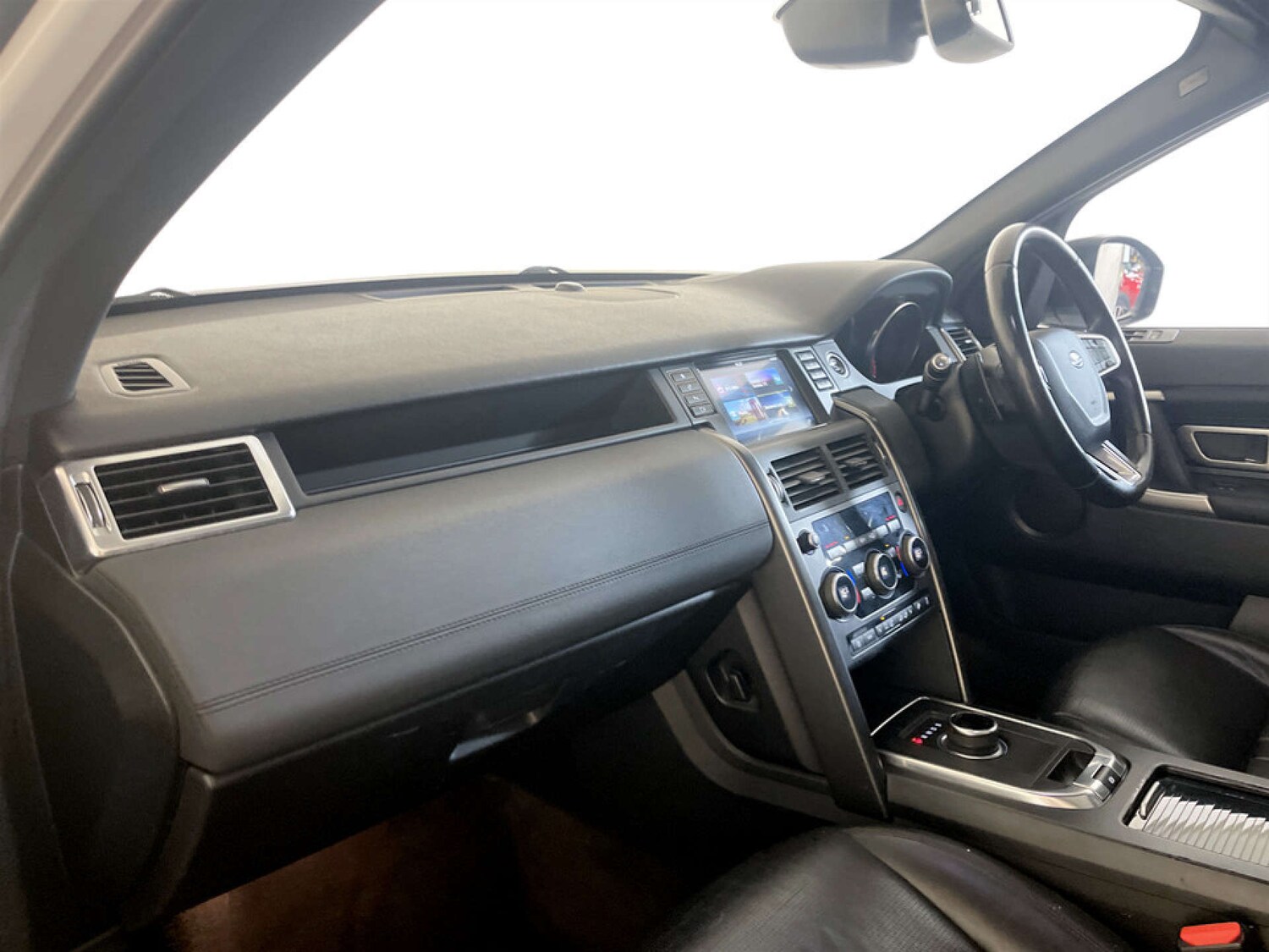 Used Land Rover Discovery Sport 2019 for sale - 77355478: Photo 11