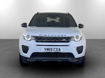Used Land Rover Discovery Sport 2019 for sale - 77355478: Photo