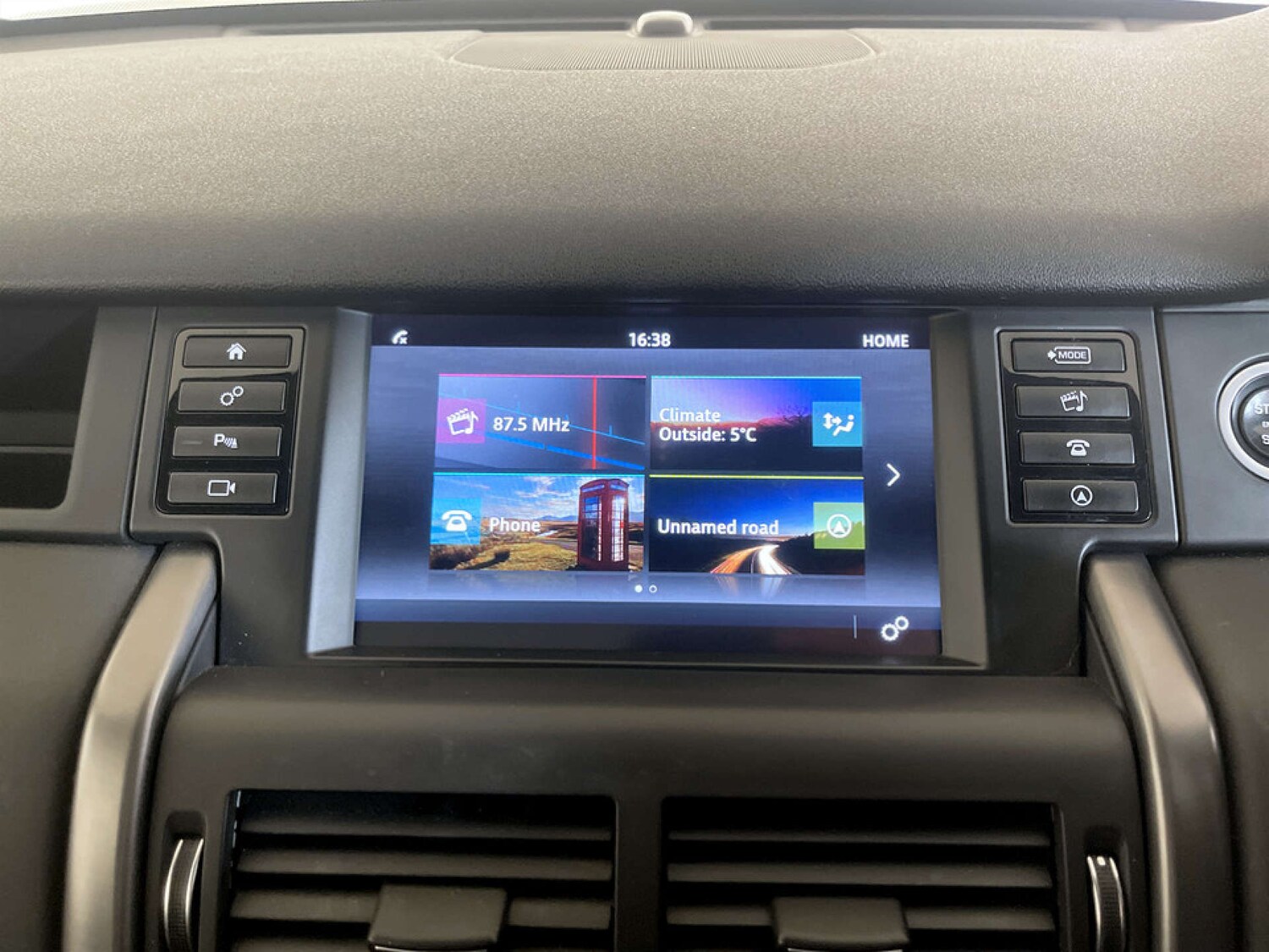 Used Land Rover Discovery Sport 2019 for sale - 77355478: Photo 23