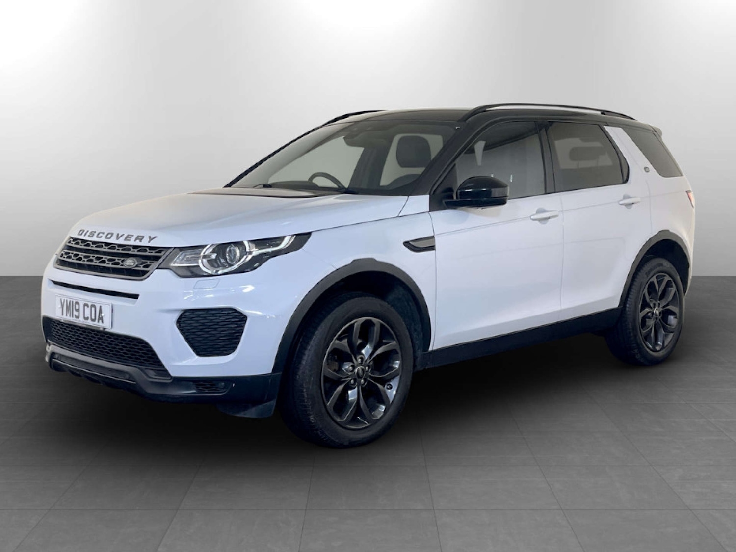 Used Land Rover Discovery Sport 2019 for sale - 77355478: Photo 5