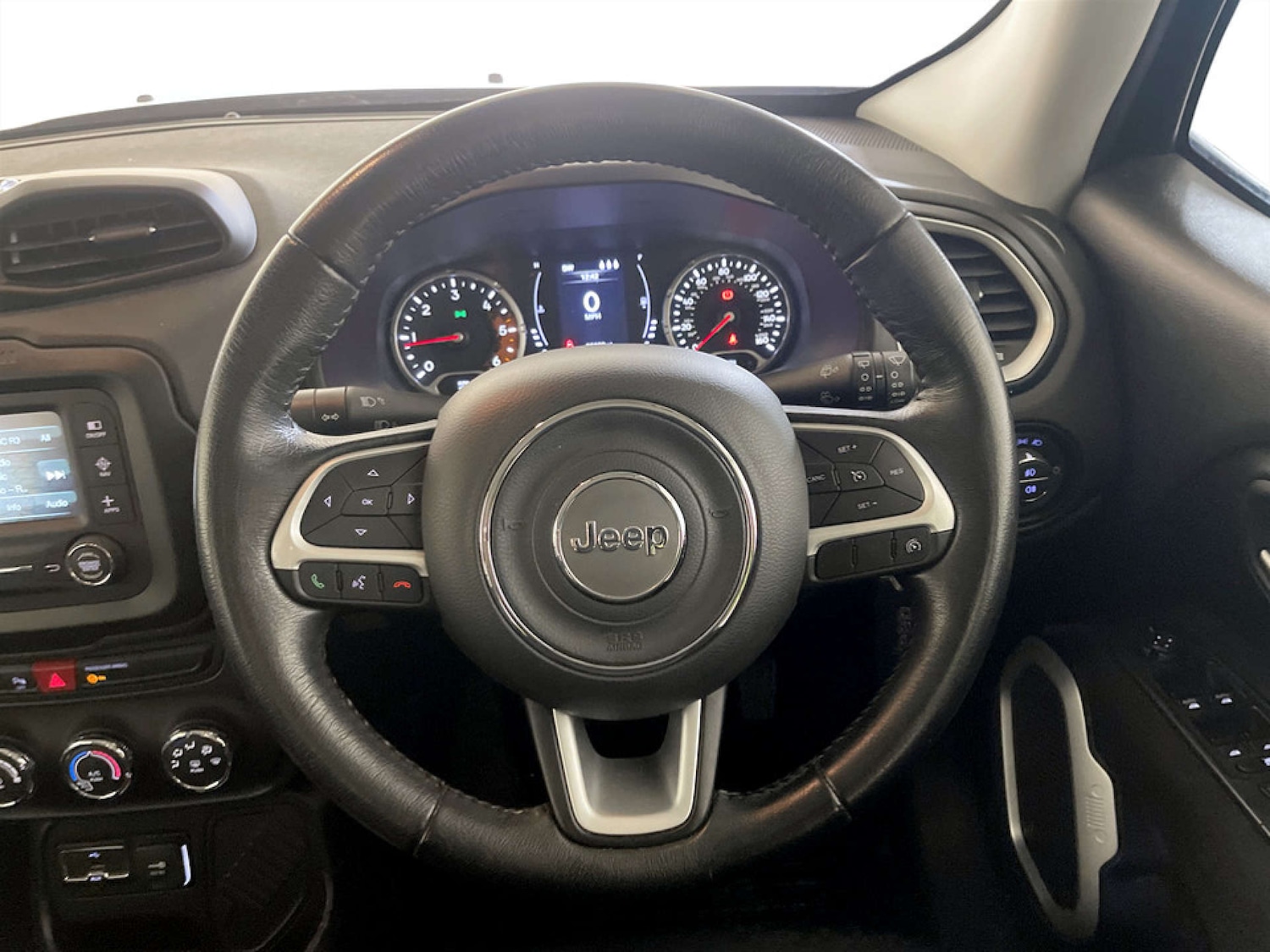 Used Jeep Renegade 2018 for sale - 77353593: Photo 17