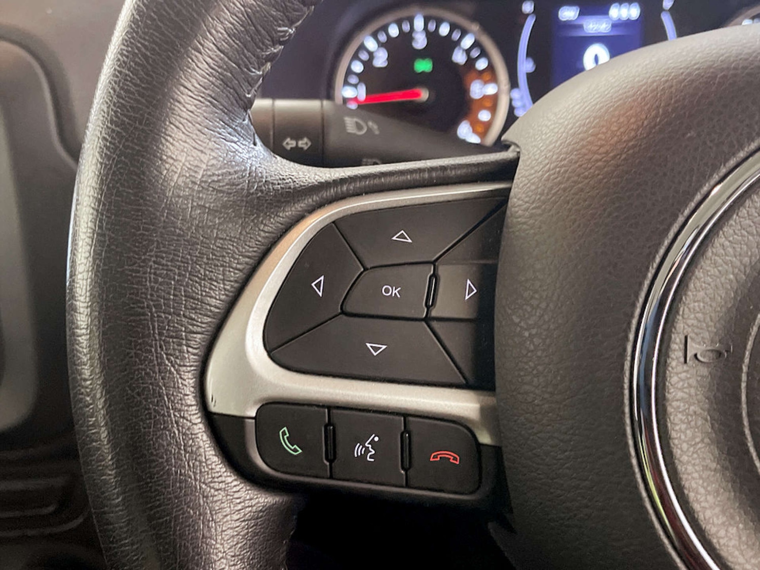 Used Jeep Renegade 2018 for sale - 77353593: Photo 18