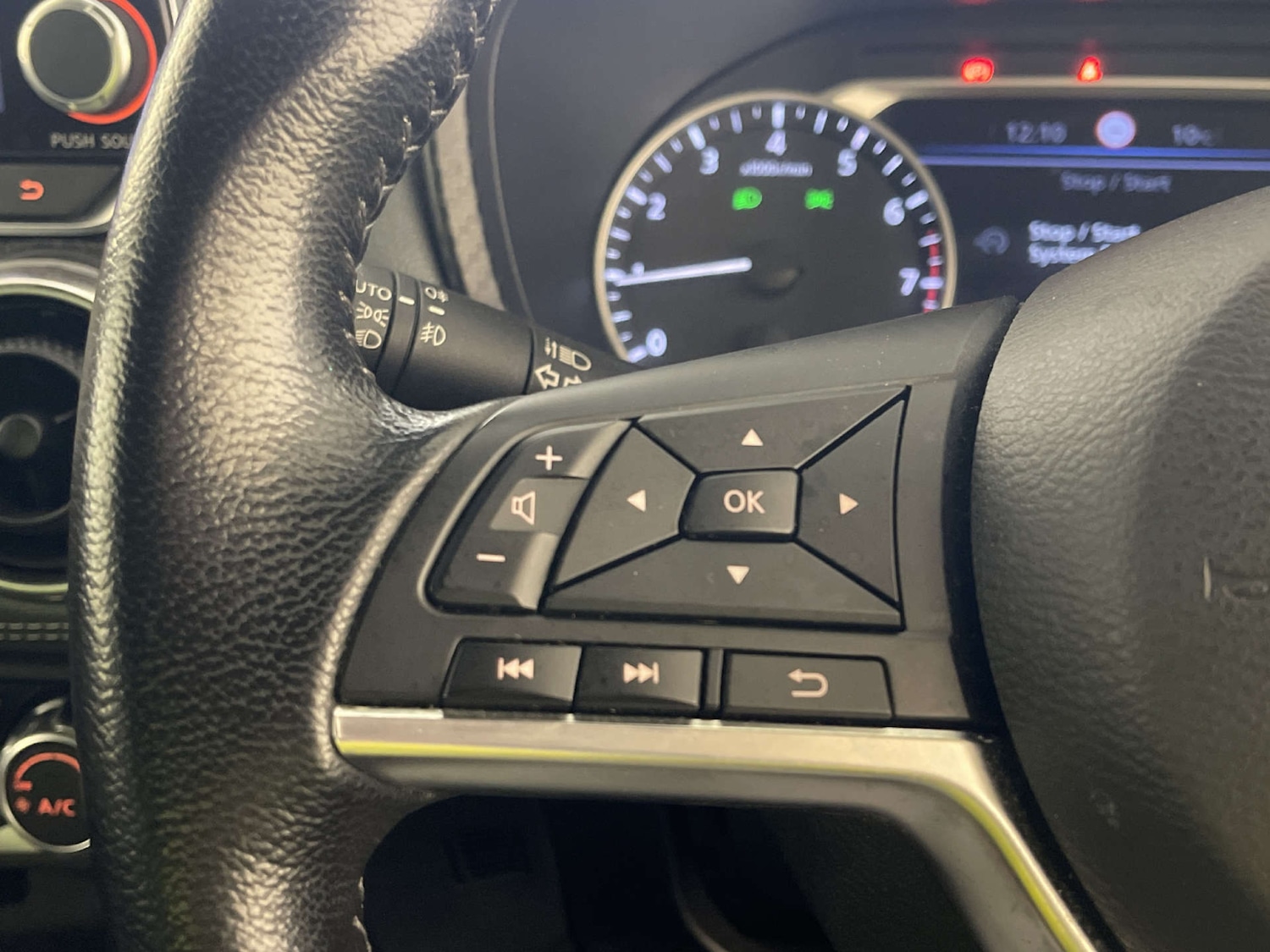 Used Nissan Juke 2020 for sale - 77933988: Photo 17