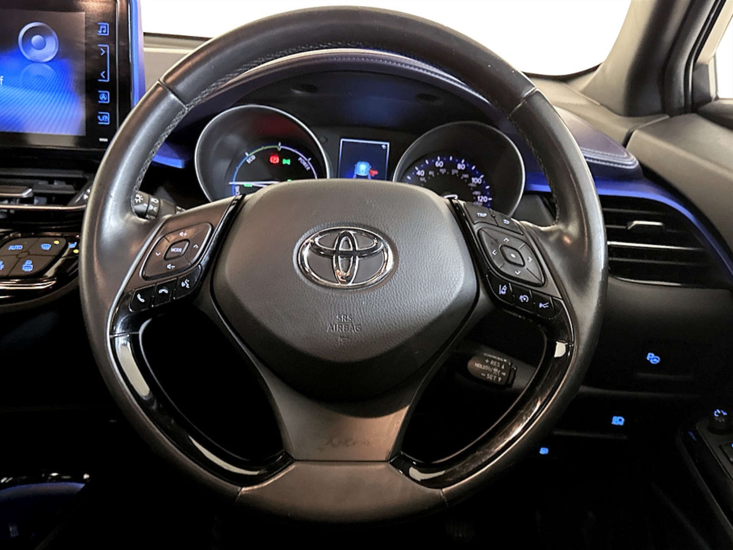 Used Toyota C-HR 2018 for sale - 77409036: Photo 16