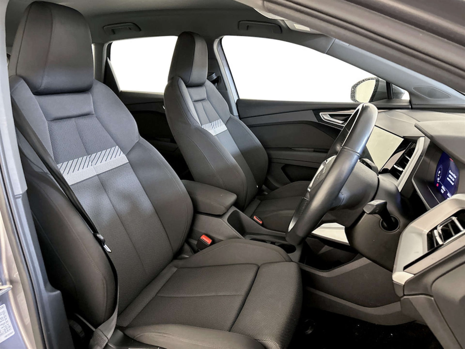 Used Audi Q4 e-tron 2021 for sale - 77353601: Photo 12