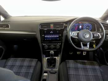Used Volkswagen Golf 2017 for sale - 74645234: Photo