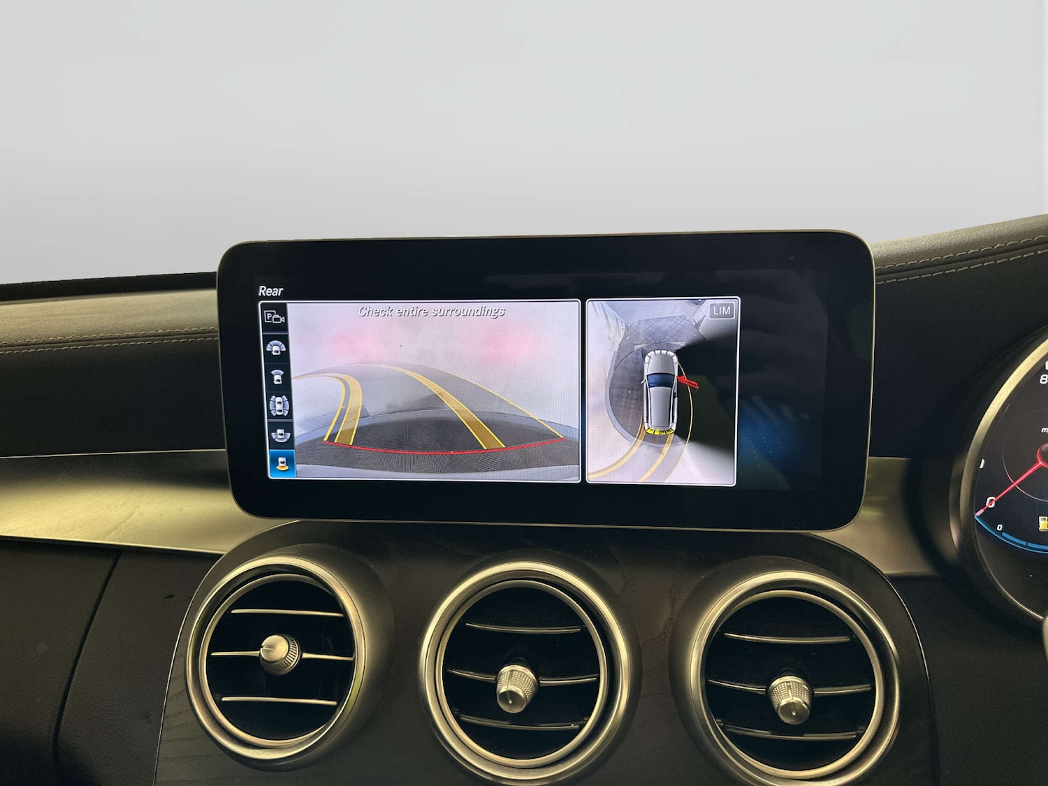 Used Mercedes-Benz C Class 2020 for sale - 77953405: Photo 20