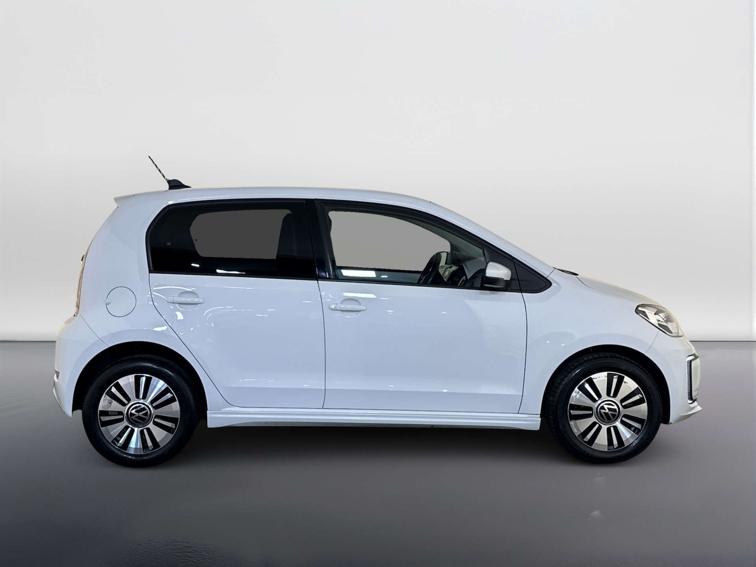 Used Volkswagen up! 2022 for sale - 78165546: Photo 11