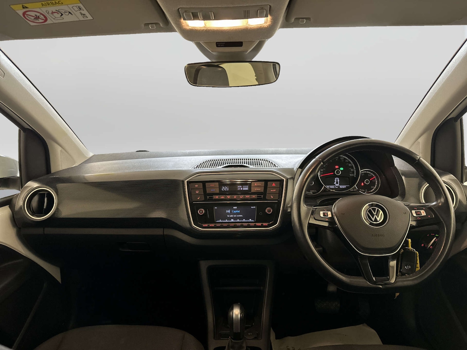 Used Volkswagen up! 2022 for sale - 78165546: Photo 3