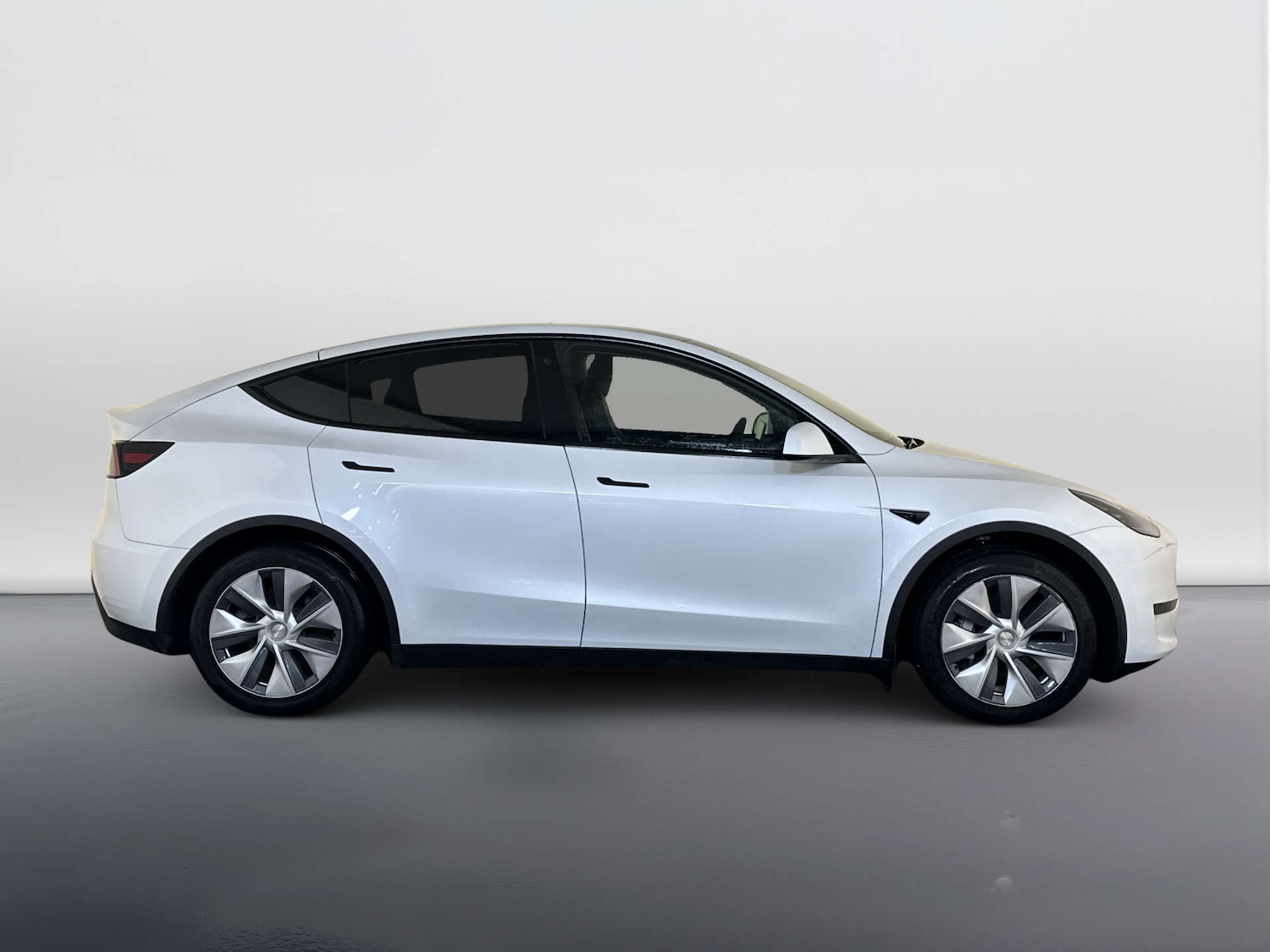 Used Tesla Model Y 2024 for sale - 77872432: Photo 8
