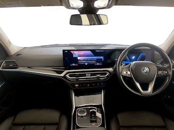 Used BMW 3 Series 2023 for sale - 77778172: Photo