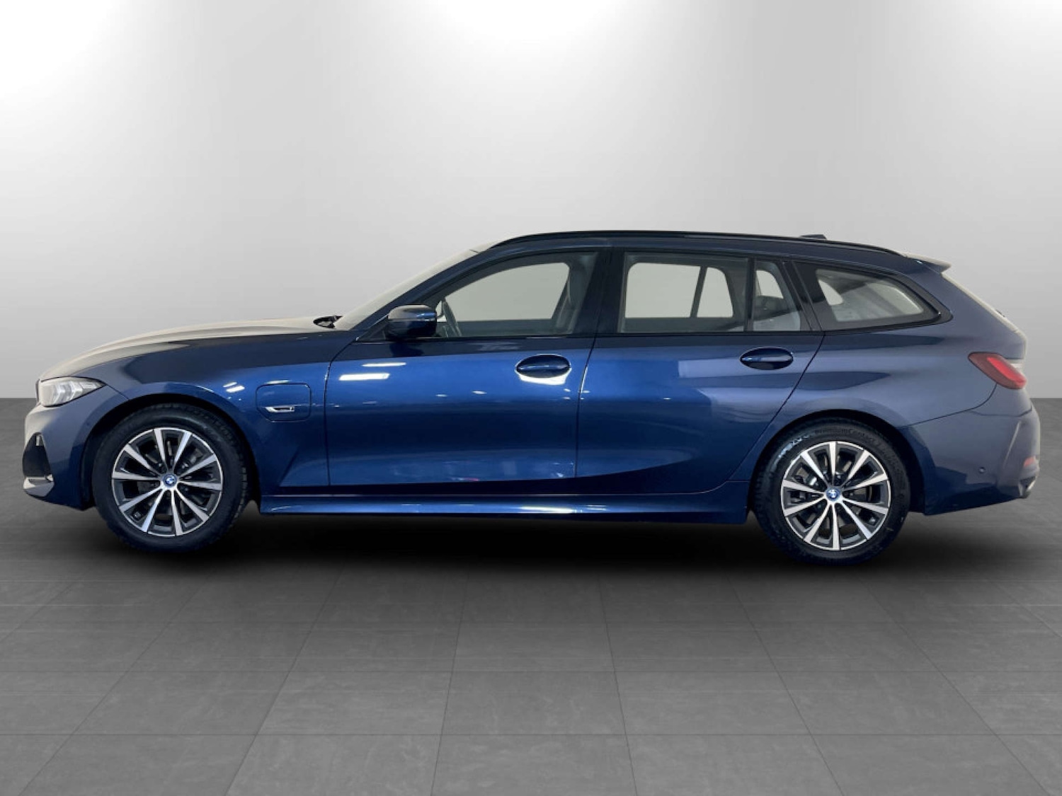 Used BMW 3 Series 2023 for sale - 77778172: Photo 7