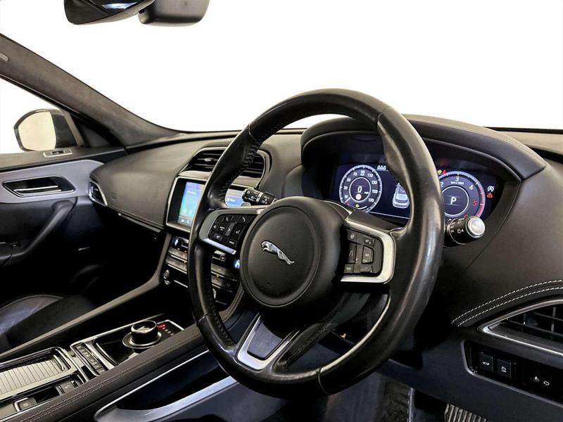 Used Jaguar F-Pace 2020 for sale - 77152154: Photo 15