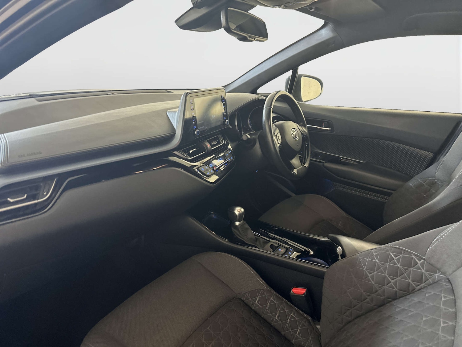 Used Toyota C-HR 2022 for sale - 78068274: Photo 12