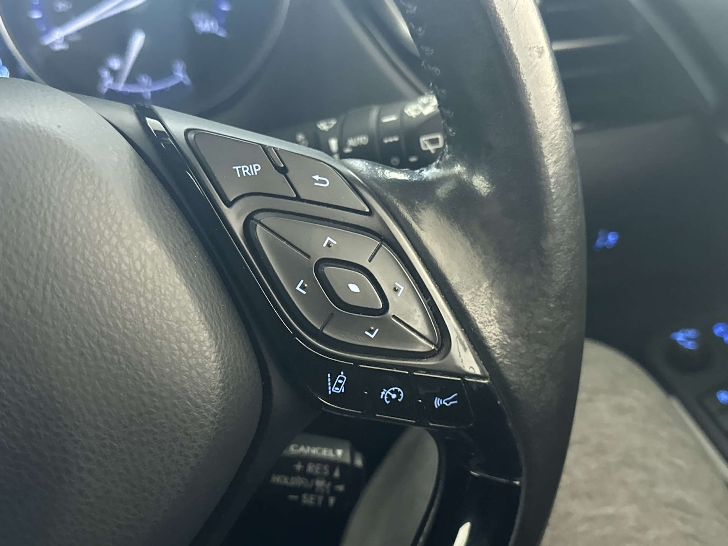 Used Toyota C-HR 2022 for sale - 78068274: Photo 19