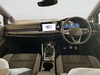 Used Volkswagen Golf 2024 for sale - 78426740: Photo