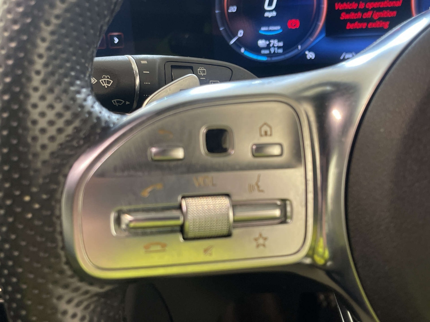 Used Mercedes-Benz EQC 2023 for sale - 77953313: Photo 17