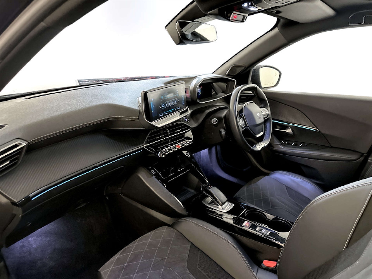 Used Peugeot 2008 2022 for sale - 77594834: Photo 12