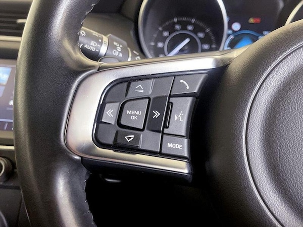 Used Jaguar E-Pace 2020 for sale - 76322283: Photo 17