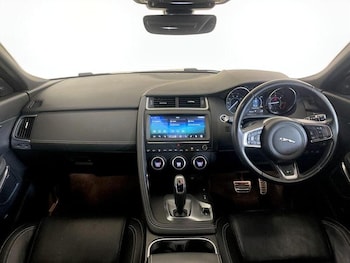 Used Jaguar E-Pace 2020 for sale - 76322283: Photo