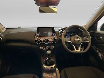 Used Nissan Juke 2023 for sale - 79652522: Photo