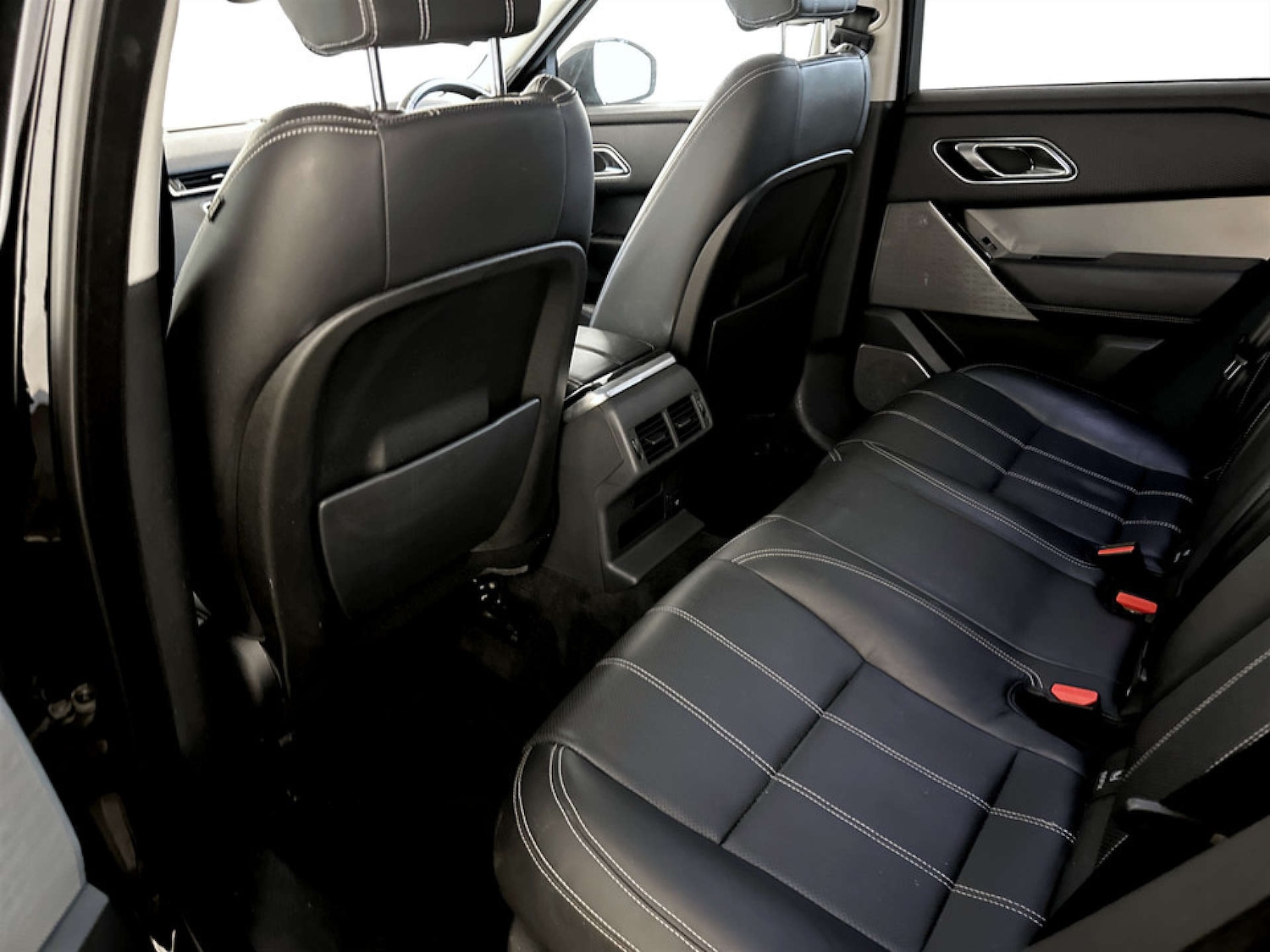 Used Land Rover Range Rover Velar 2018 for sale - 77299381: Photo 14