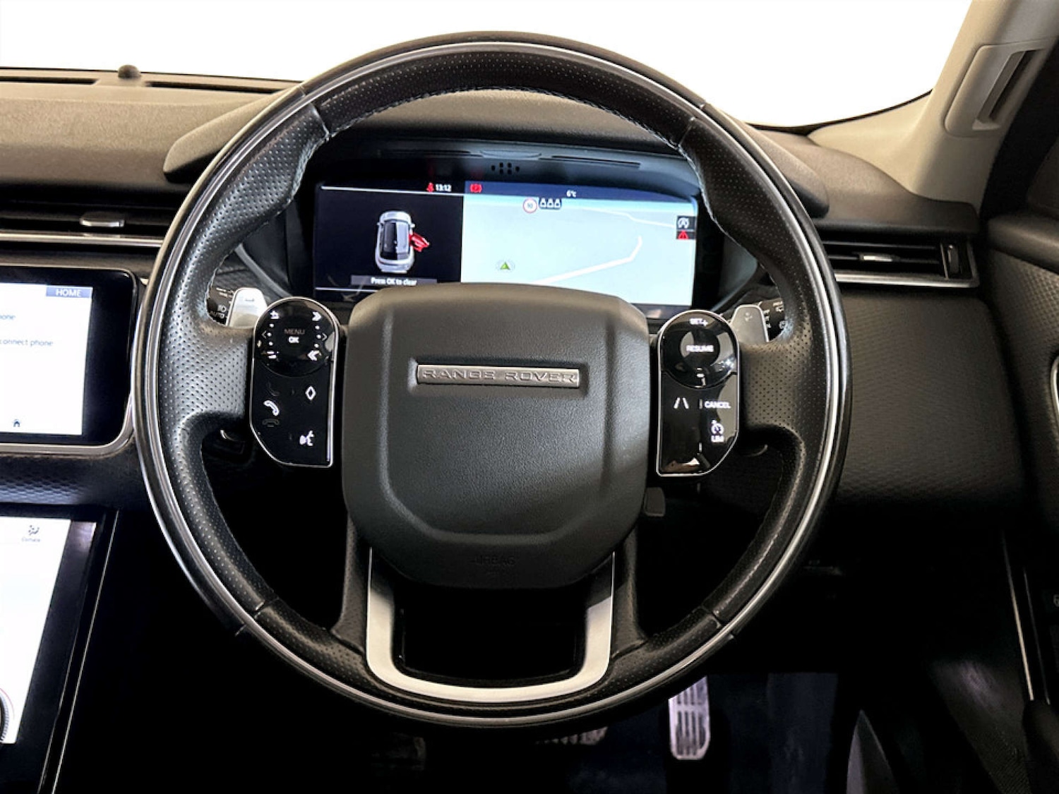 Used Land Rover Range Rover Velar 2018 for sale - 77299381: Photo 16