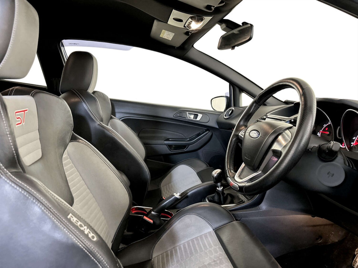 Used Ford Fiesta 2015 for sale - 77535082: Photo 12