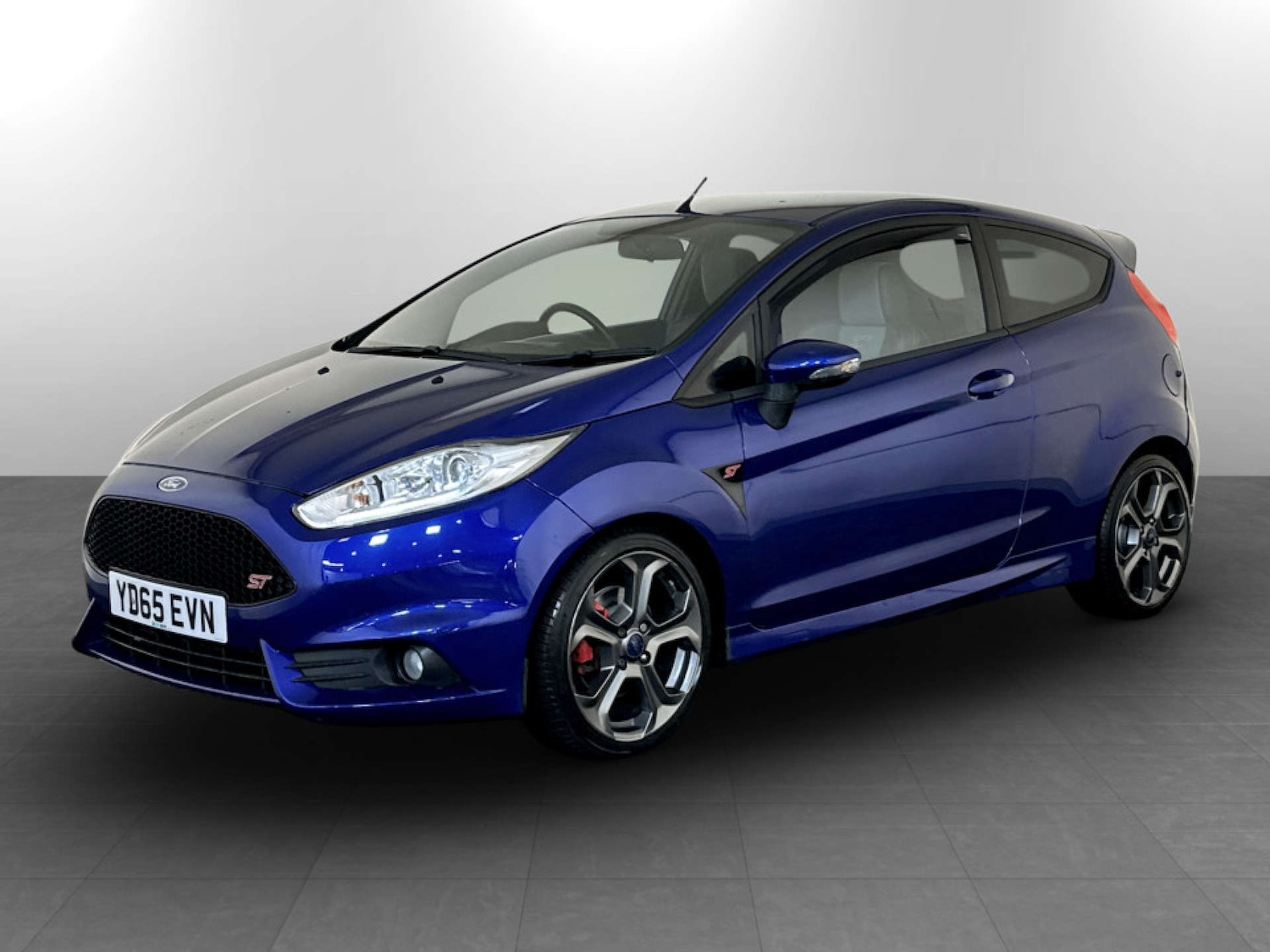 Used Ford Fiesta 2015 for sale - 77535082: Photo 5