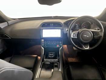 Used Jaguar XE 2018 for sale - 74500897: Photo
