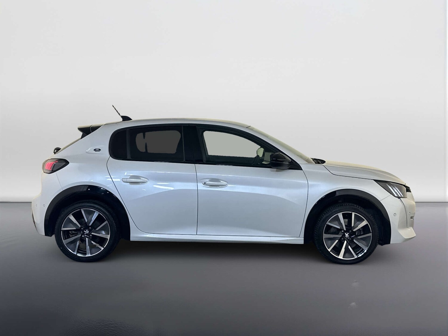 Used Peugeot 208 2021 for sale - 77974147: Photo 11