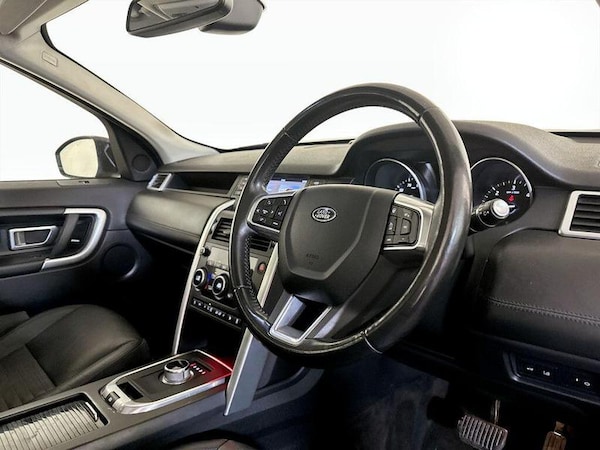Used Land Rover Discovery Sport 2017 for sale - 76308882: Photo 13