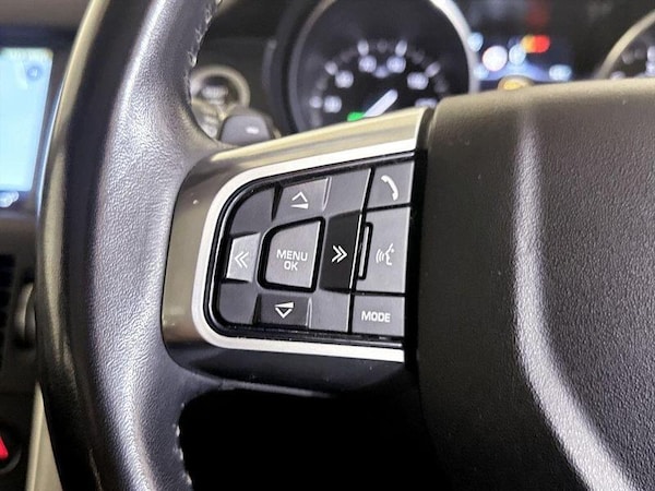Used Land Rover Discovery Sport 2017 for sale - 76308882: Photo 19
