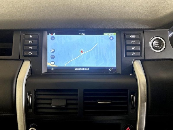 Used Land Rover Discovery Sport 2017 for sale - 76308882: Photo 23