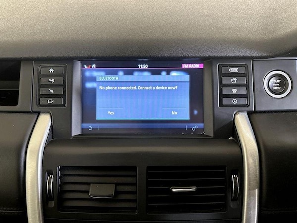 Used Land Rover Discovery Sport 2017 for sale - 76308882: Photo 25