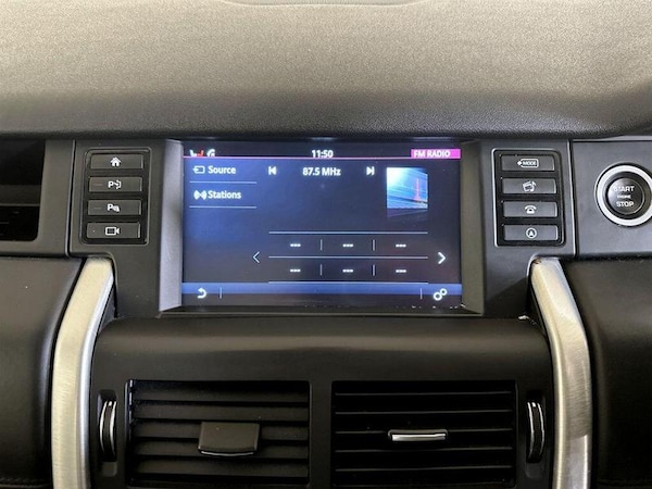 Used Land Rover Discovery Sport 2017 for sale - 76308882: Photo 26