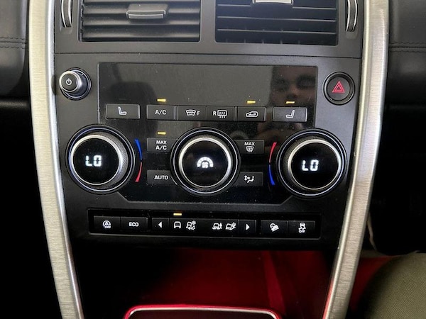 Used Land Rover Discovery Sport 2017 for sale - 76308882: Photo 27