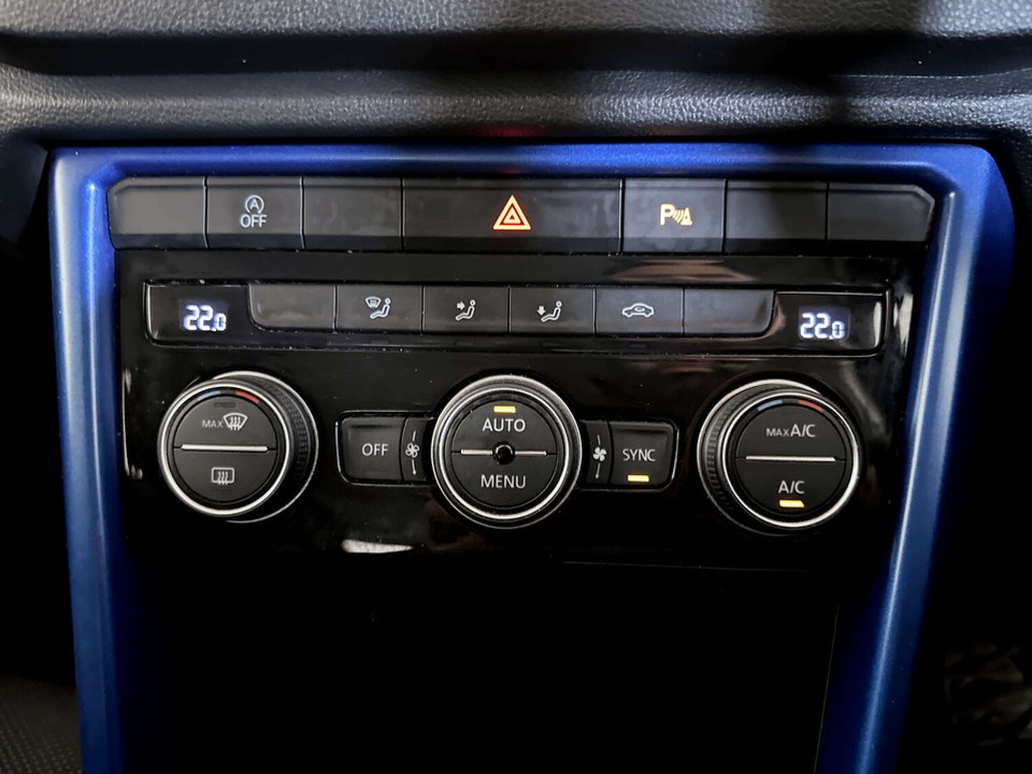 Used Volkswagen T-Roc 2021 for sale - 77523382: Photo 25