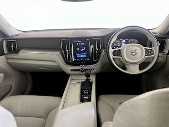 Used Volvo XC60 2019 for sale - 77299393: Photo