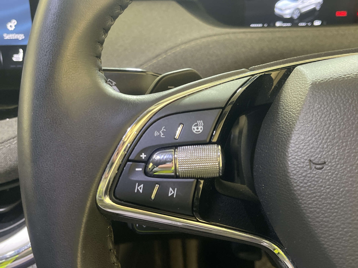 Used Skoda Enyaq 2023 for sale - 78032008: Photo 17