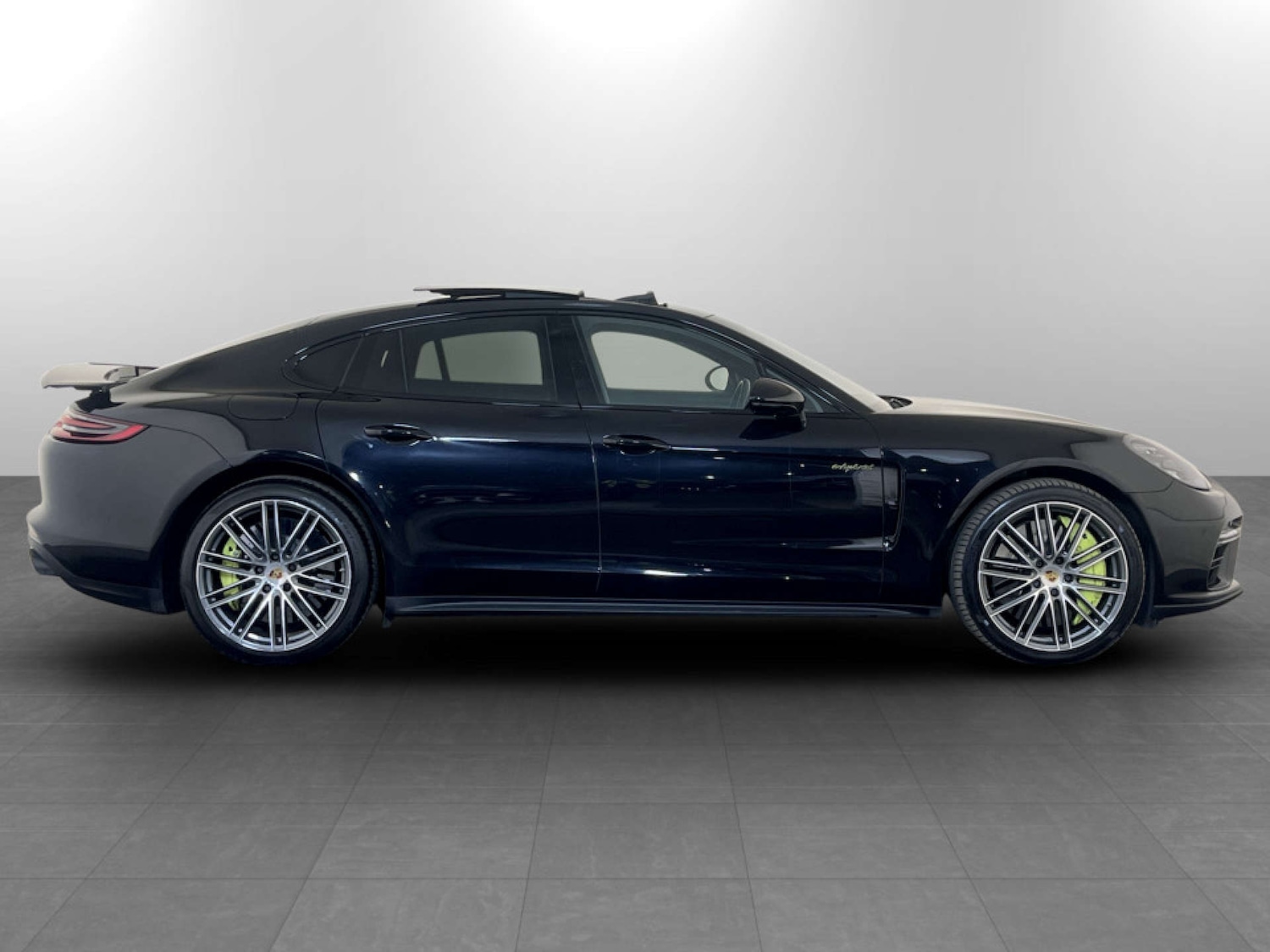 Used Porsche Panamera 2017 for sale - 77185237: Photo 11