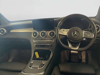 Used Mercedes-Benz GLC 2022 for sale - 78643504: Photo