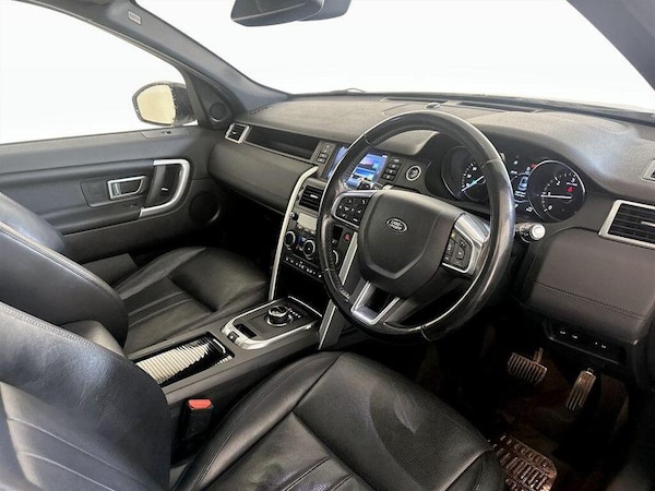 Used Land Rover Discovery Sport 2018 for sale - 76222677: Photo 17