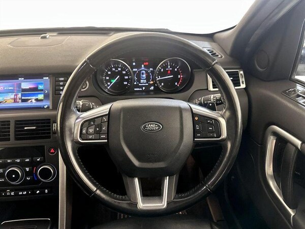 Used Land Rover Discovery Sport 2018 for sale - 76222677: Photo 18