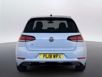 Used Volkswagen Golf 2018 for sale - 78619919: Photo
