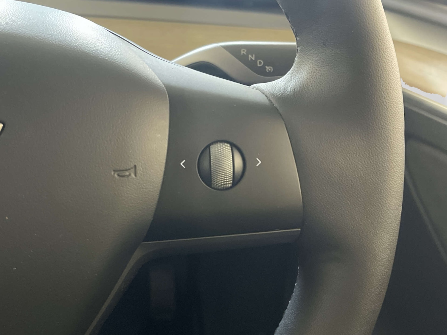 Used Tesla Model Y 2023 for sale - 77934093: Photo 18