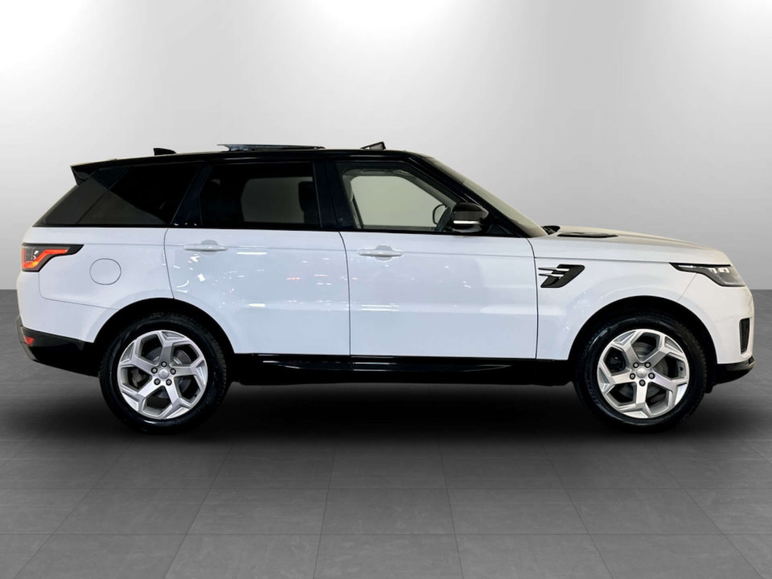 Used Land Rover Range Rover Sport 2018 for sale - 77643210: Photo 11