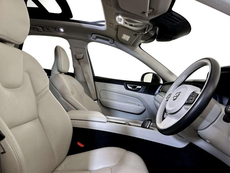 Used Volvo XC60 2020 for sale - 77128126: Photo 13